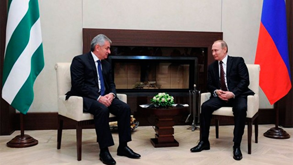 putin-abhaziya.jpg