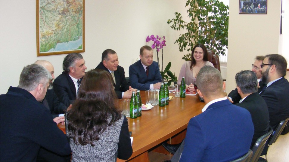 romanyuk-italyanskie-biznesmenyi.jpg