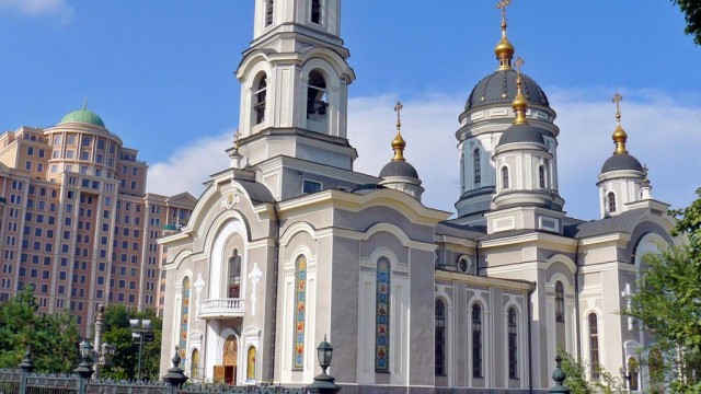V-DNR-na-pashu-budet-rabotat-184-pravoslavnyih-hrama.jpg