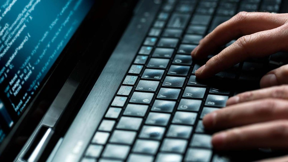 Glava-Internet-assotsiatsii-Ukrainyi-zayavil-o-neprichastnosti-Rossii-k-hakerskoy-atake.jpg