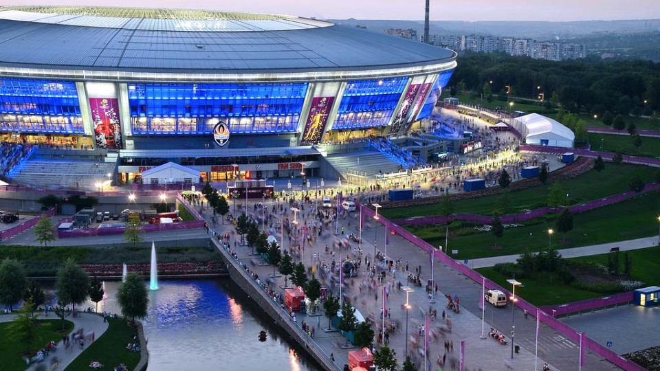 M-Mishin-o-zapuske-stadiona-Donbass-Arena.jpg