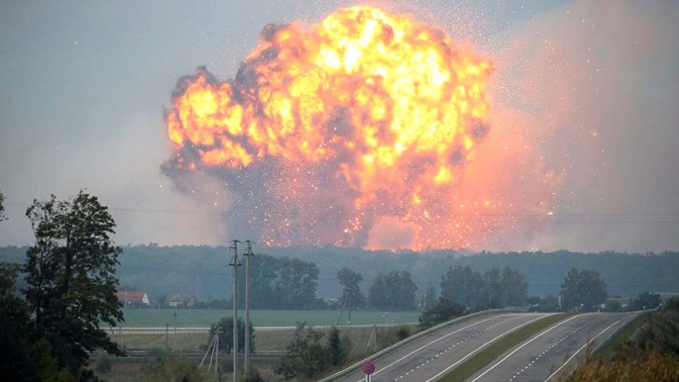 Kalinovka-vzorvalas-kak-i-Balakleya-prichinyi-vzryivov-na-Ukraine.jpg