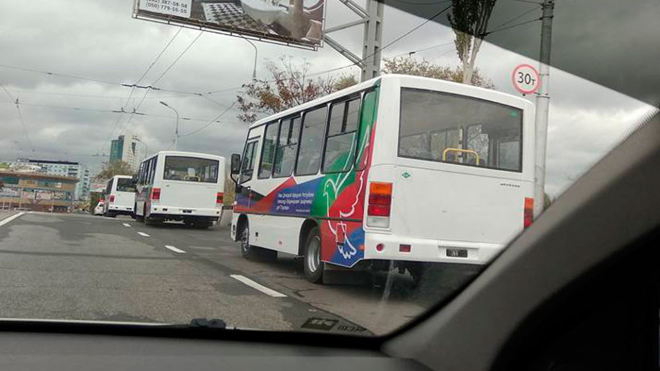 avtobusyi-v-dnr-gorlovka.jpg