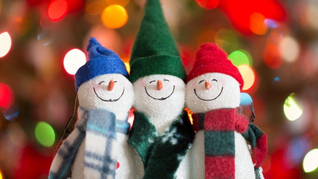 6976208-happy-snowman-e1513935350814.jpg
