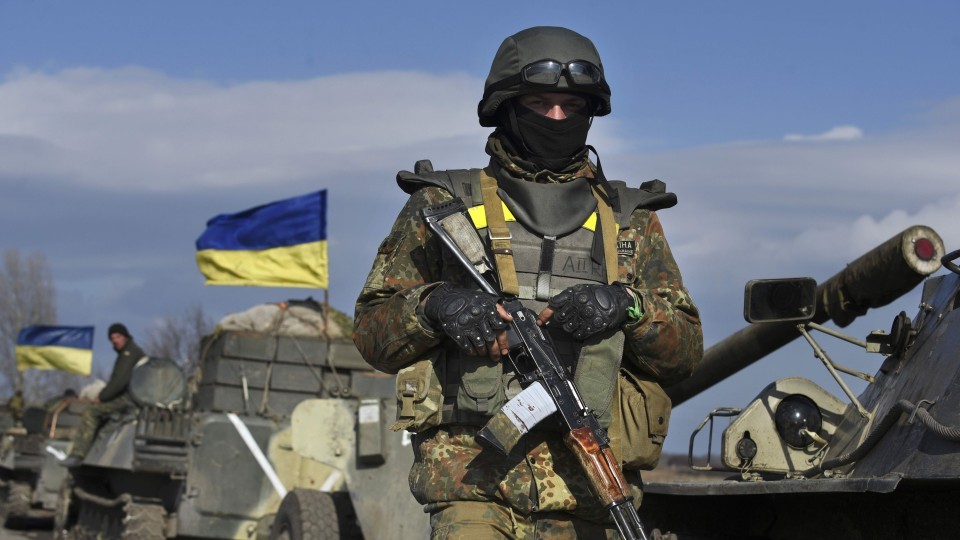 Доба на Донбасі: сім ворожих обстрілів, постраждали дев'ятеро військових