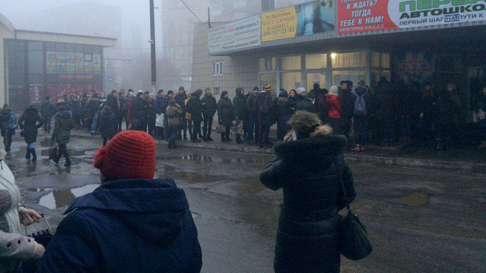 V-Makeevke-kollaps-na-avtovokzalah.jpg