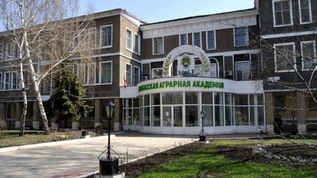 V-DNR-sozdan-selskohozyaystvennyiy-nauchno-proizvodstvennyiy-kompleks.jpg