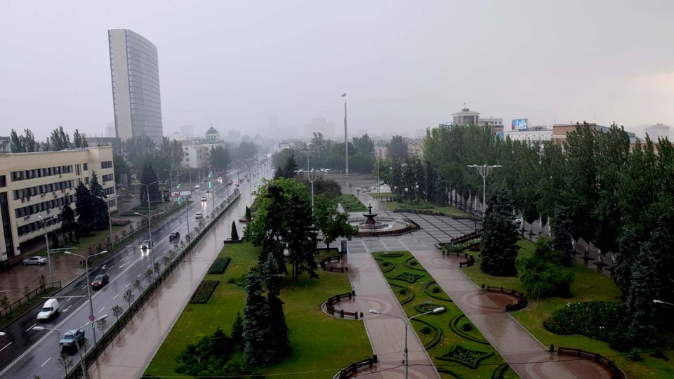 V-DNR-ozhidayutsya-grozovyie-dozhdi-MCHS.jpg