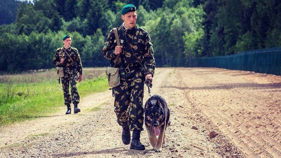 Ukrainskie-pogranichniki-massovo-perehodyat-na-sluzhbu-v-RF-1.jpg