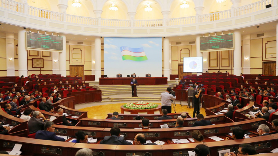 Uzbekistan-grozit-Ukraine-sanktsiyami.jpg