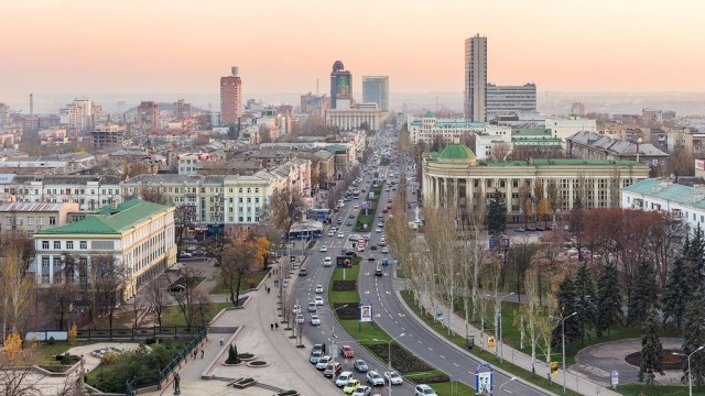 V-DNR-nachalsya---den-tishinyi---pered-vyiborami.jpg