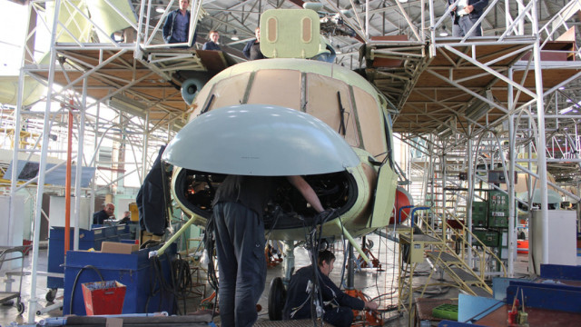 V-LNR-utverdili-litsenzirovanie-proizvodstva-i-remonta-aviatehniki.jpg