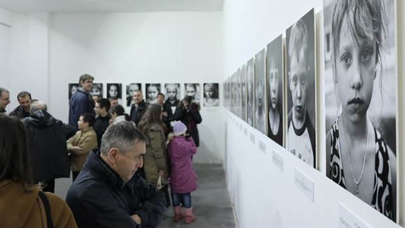 V-Serbii-otkryilas-fotovyistavka-2.jpg