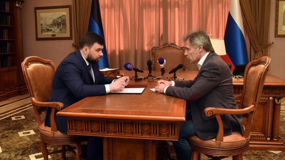 pushilin-dal-ryad-porucheniy-ministru-transporta.jpg