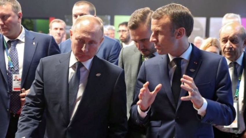 makron-putin-e1561892649762.jpg