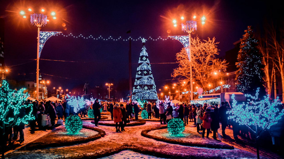 glavnaya-elka-dnr.jpg