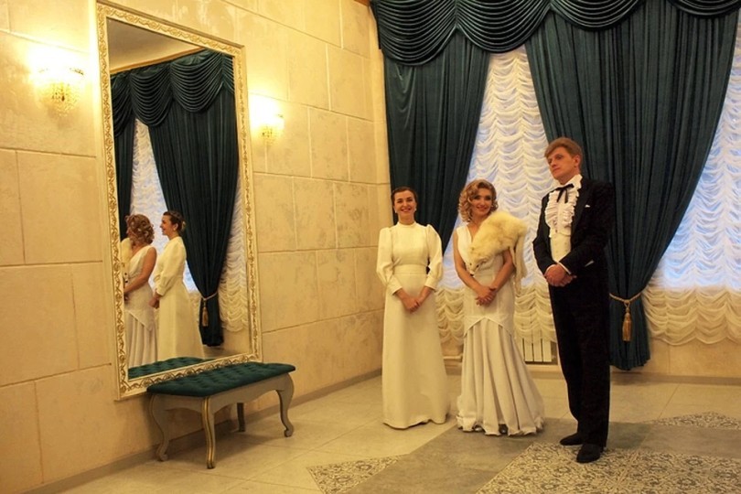 teatr-tudorovskogo-e1576399338537.jpg
