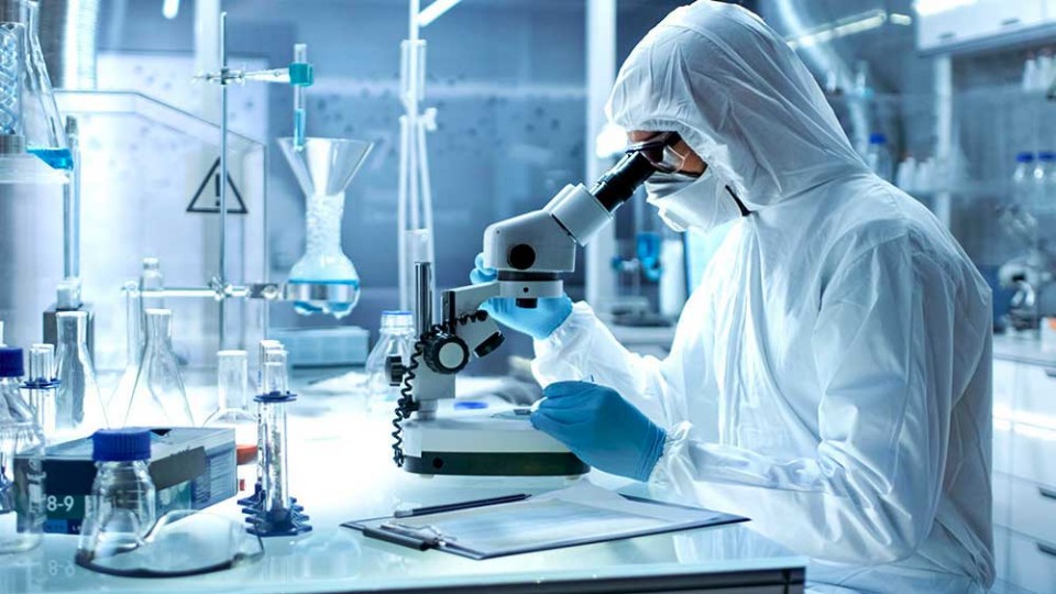 koronavirus-laboratoriya.jpg