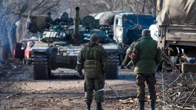 669133_Situatsiya_v_Volnovahe_posle_chastichnogo_osvobozhdeniya_ot_VSU_DNR_voennaya_tehnika_armiya_voennie_dnr_zachistka_tank_volnovaha_z_voyska_250x0_4500.3008.0.jpg