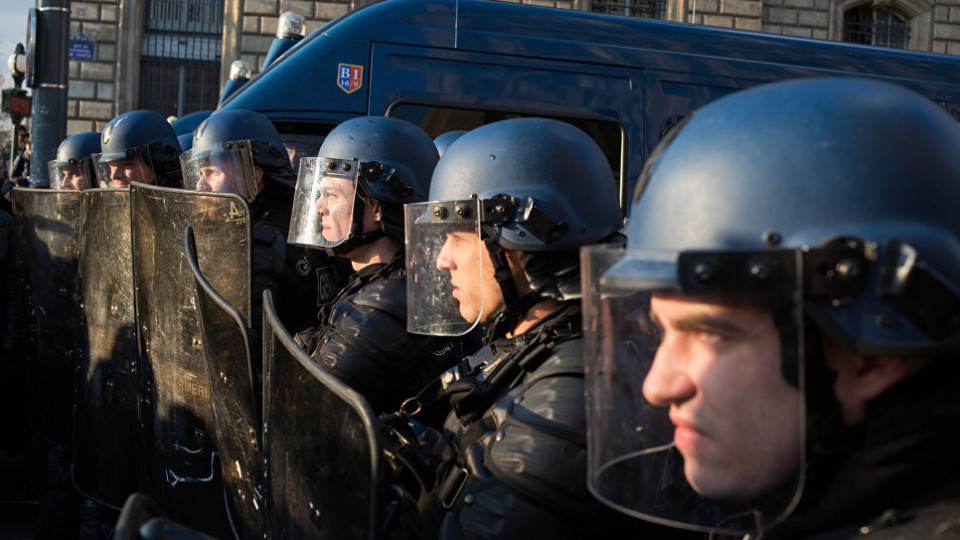 separatistyi-frantsiya-e1491124836459.jpg