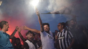 Football Soccer - Juventus v Real Madrid - UEFA Champions League Final - San Carlo Square, Turin