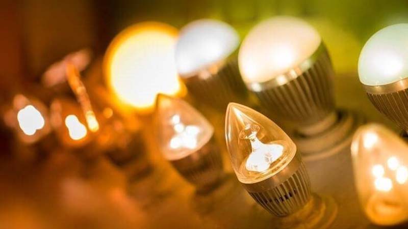V-DNR-rassmatrivayut-proekt-o-proizvodstve-svetodiodnyih-lamp.jpg