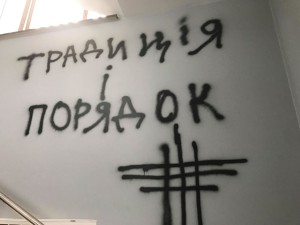 2118552