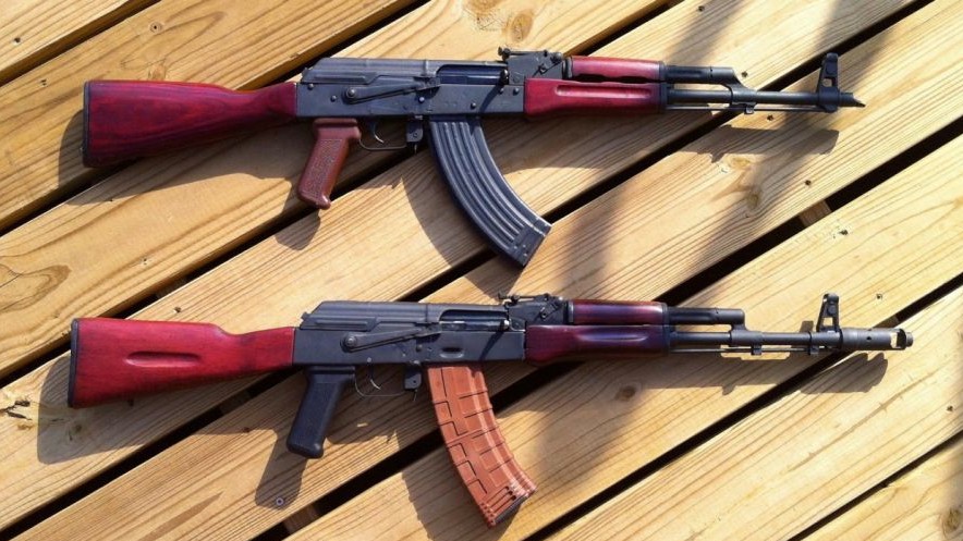 MVD-DNR-zaderzhalo-torgovtsev-oruzhiem-e1540216588519.jpg