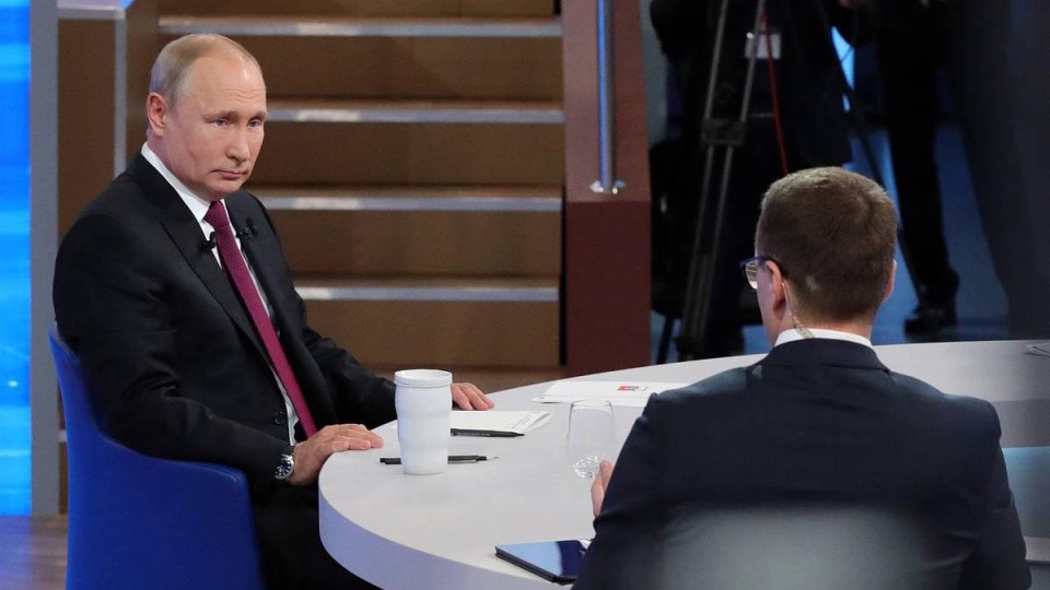 putin-pryamaya-liniya.jpg